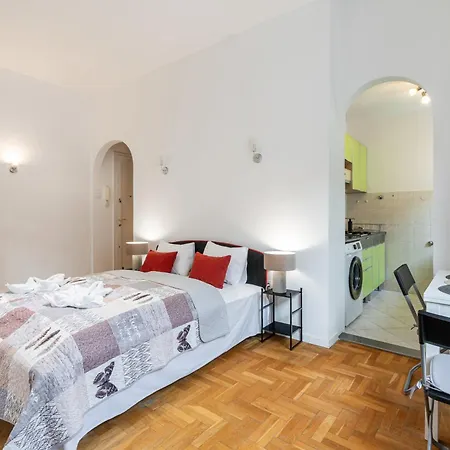Maria Square Apartamento Budapeste