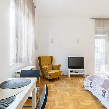 Maria Square * Будапешт